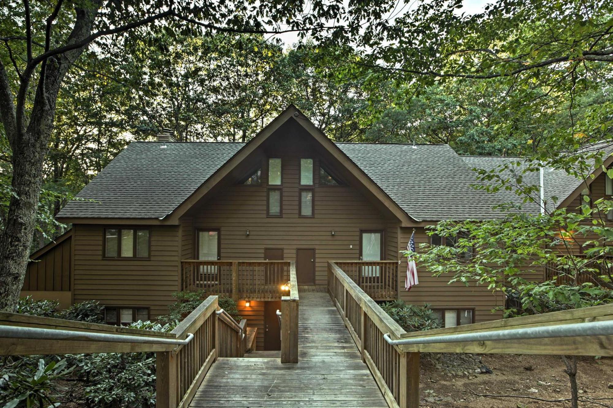 Wintergreen Resort Mountain Condo With Pool Access! Lyndhurst エクステリア 写真